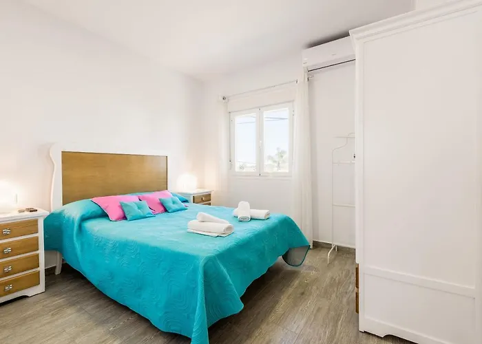 منزل ريفي La Higuera 2 *